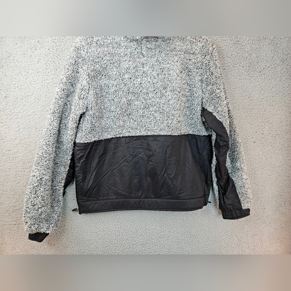 Outdoor Collection By International 26 Mixed Media Faux Sherpa Nylon Hooded - Picture 10 of 10